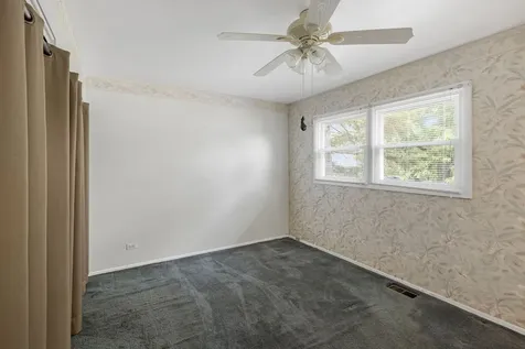 610 West Burning Tree Lane Arlington Heights IL 60004