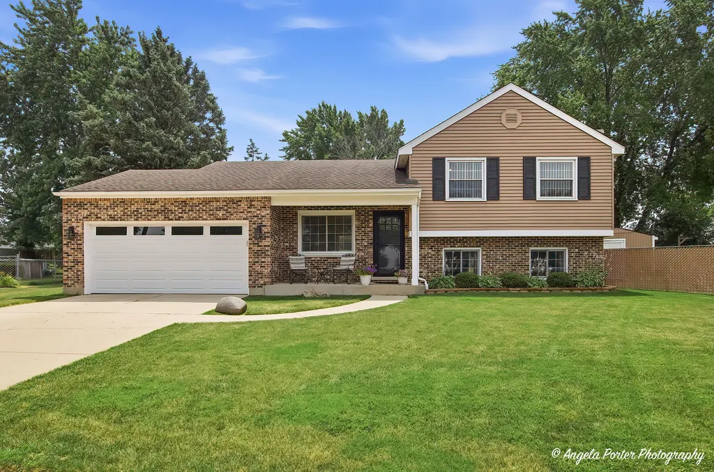 3611 West Drake Court Mchenry IL 60050