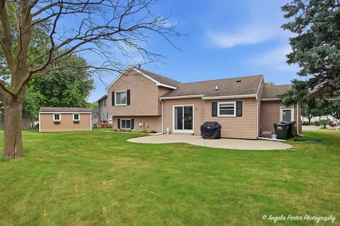 3611 West Drake Court Mchenry IL 60050