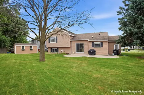 3611 West Drake Court Mchenry IL 60050