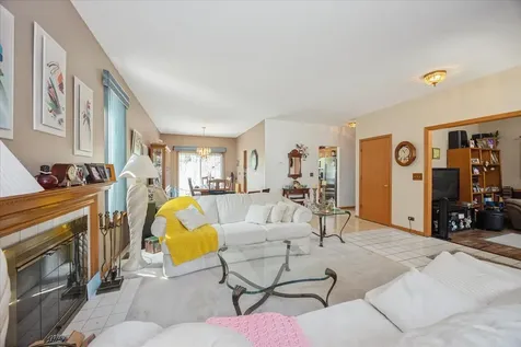 4700 Chapman Drive Plainfield IL 60586