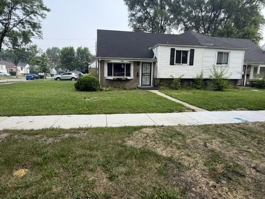 2304 East 98th Street Chicago IL 60617