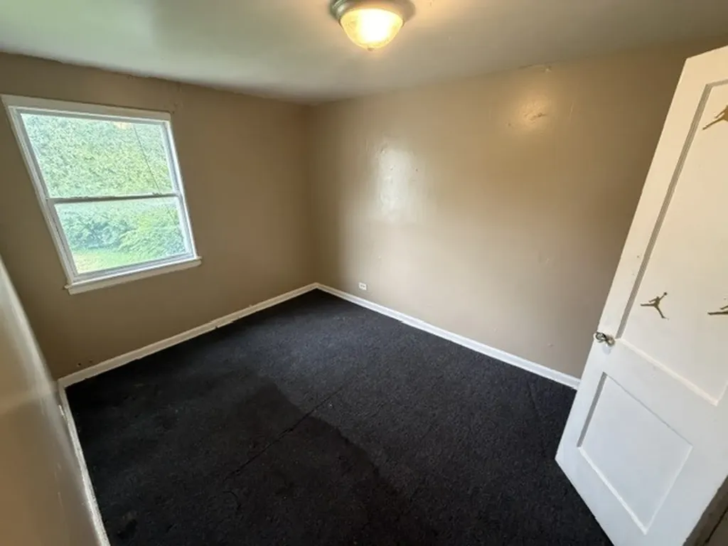 2304 East 98th Street Chicago IL 60617