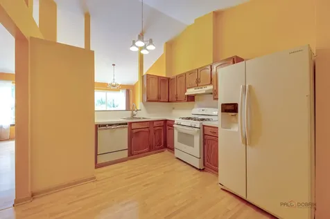 503 Lasalle Lane Buffalo Grove IL 60089