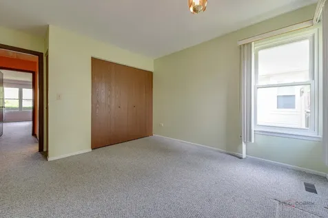 503 Lasalle Lane Buffalo Grove IL 60089