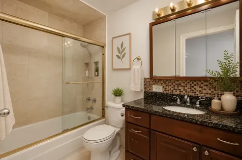 6700 South South Shore Drive Chicago IL 60649