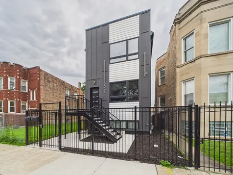 6624 South Champlain Avenue S Chicago IL 60637