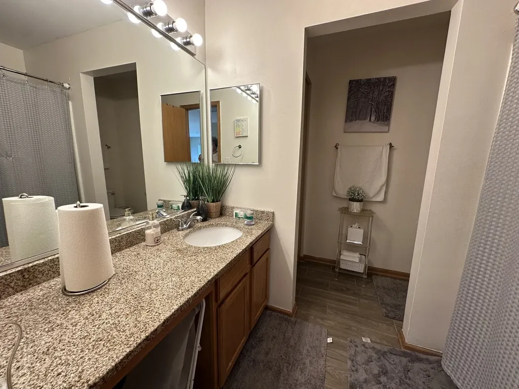 1791 Ellington Drive Aurora IL 60503