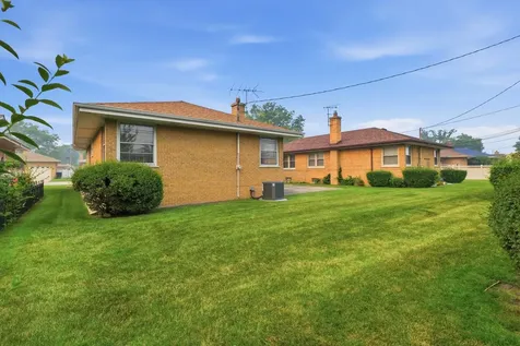 8531 West Agatite Avenue Chicago IL 60656