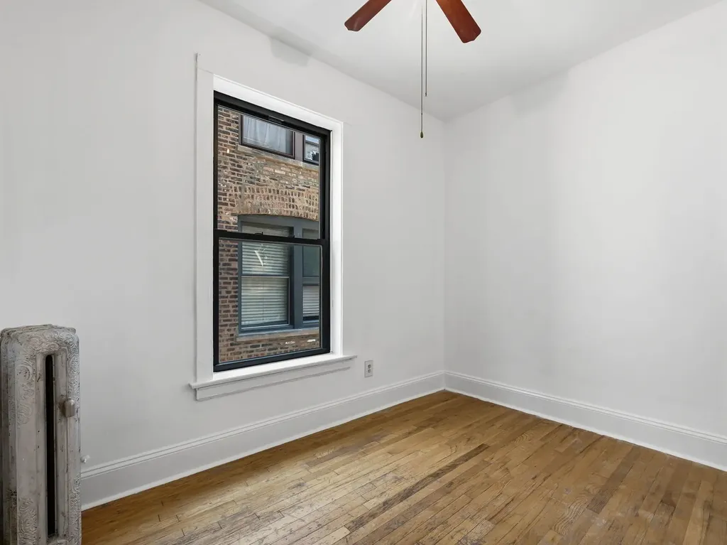 1227 East Hyde Park Boulevard Chicago IL 60615