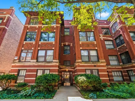 1227 East Hyde Park Boulevard Chicago IL 60615