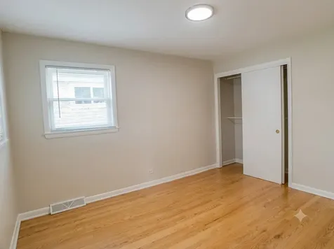 7520 West Carmen Avenue Harwood Heights IL 60706