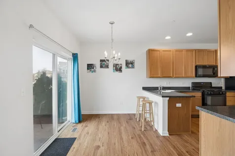 5171 Monroe Street Matteson IL 60443