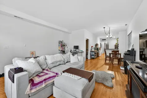 3115 North Oakley Avenue Chicago IL 60618