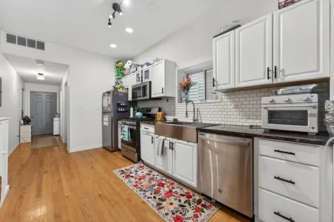 3115 North Oakley Avenue Chicago IL 60618
