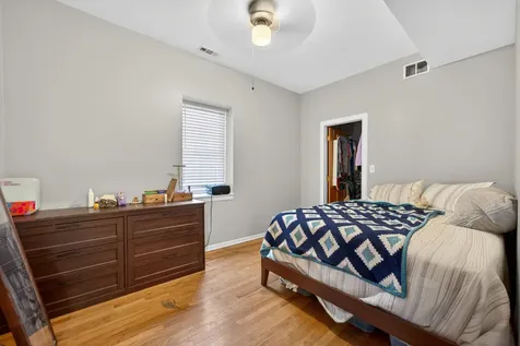 3115 North Oakley Avenue Chicago IL 60618