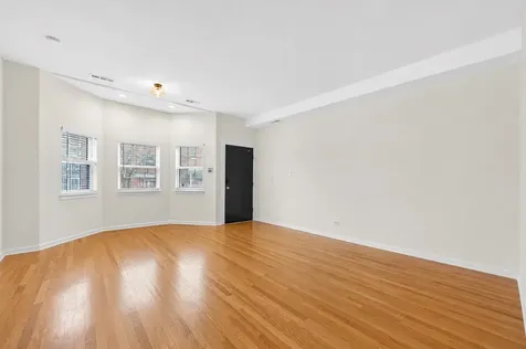 3115 North Oakley Avenue Chicago IL 60618