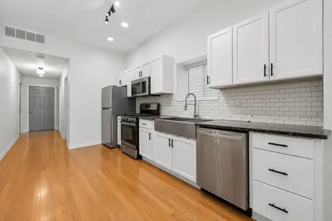 3115 North Oakley Avenue Chicago IL 60618