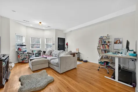 3115 North Oakley Avenue Chicago IL 60618