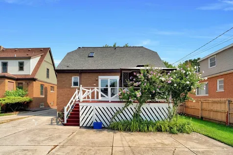 3267 Ann Street Lansing IL 60438