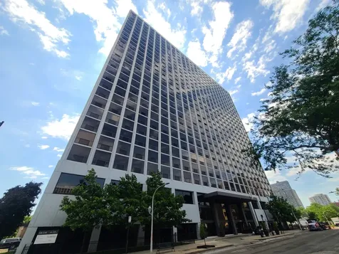 4343 North Clarendon Avenue Chicago IL 60613