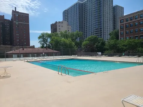 4343 North Clarendon Avenue Chicago IL 60613
