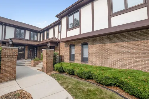 12250 South Dogwood Lane Palos Heights IL 60463