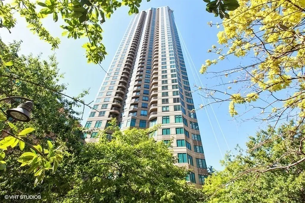 400 North La Salle Drive Chicago IL 60654