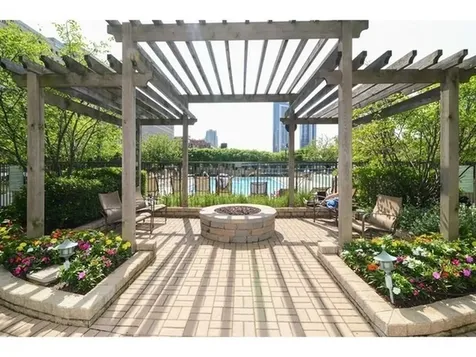 400 North La Salle Drive Chicago IL 60654