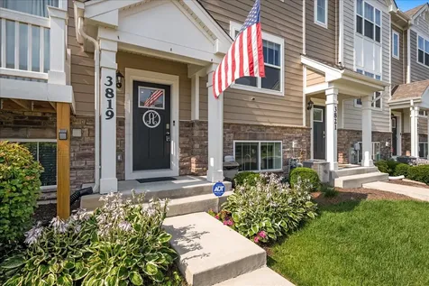 3819 Honeysuckle Lane Elgin IL 60124