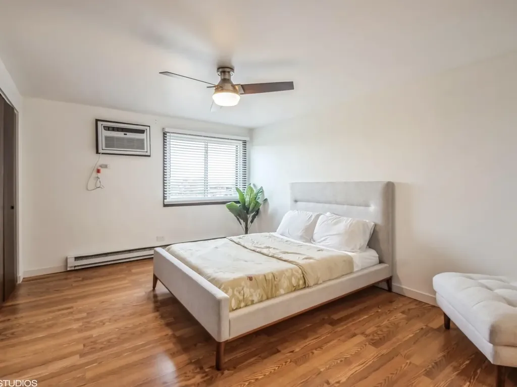 2333 North Neva Avenue Chicago IL 60707