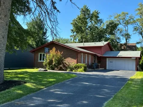 633 East 8th Avenue Naperville IL 60563