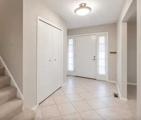 633 East 8th Avenue Naperville IL 60563