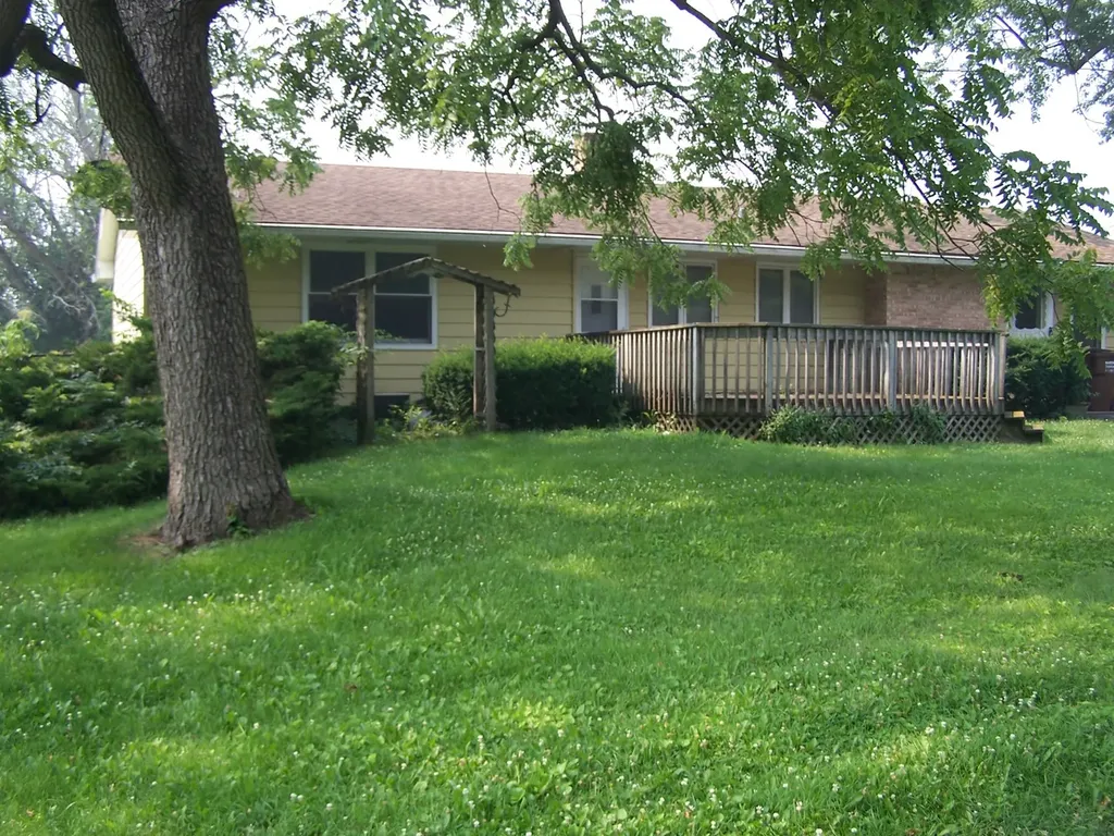 2046 Deep Cut Road Woodstock IL 60098
