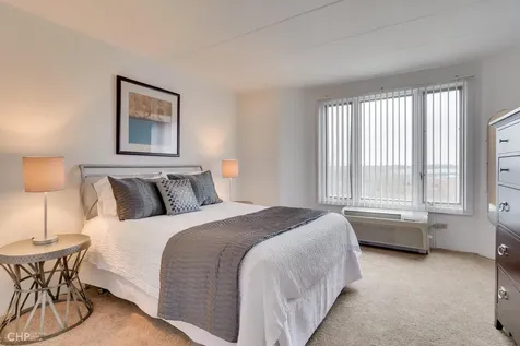 1 Renaissance Place Palatine IL 60067