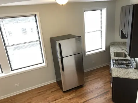 7606 North Paulina Street Chicago IL 60626