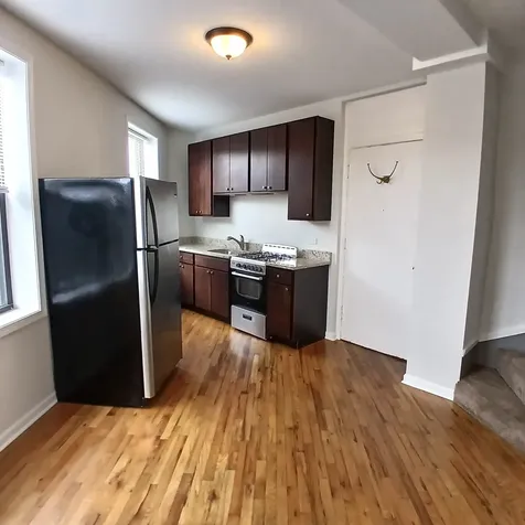 7606 North Paulina Street Chicago IL 60626