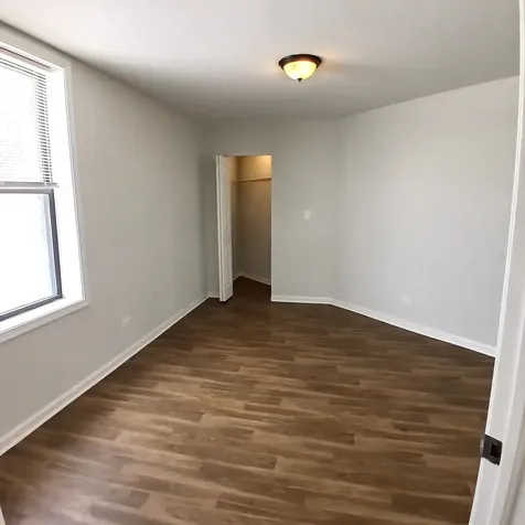 7606 North Paulina Street Chicago IL 60626