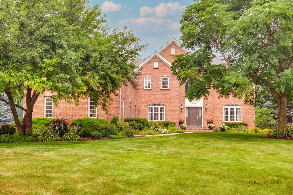 5572 Chancery Road Gurnee IL 60031