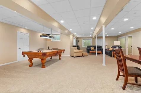 5572 Chancery Road Gurnee IL 60031