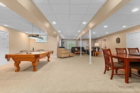 5572 Chancery Road Gurnee IL 60031