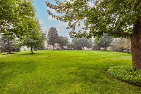 5572 Chancery Road Gurnee IL 60031