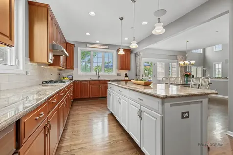 5572 Chancery Road Gurnee IL 60031