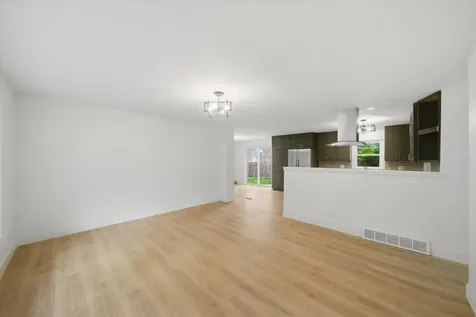 601 Sheridan Drive Wauconda IL 60084