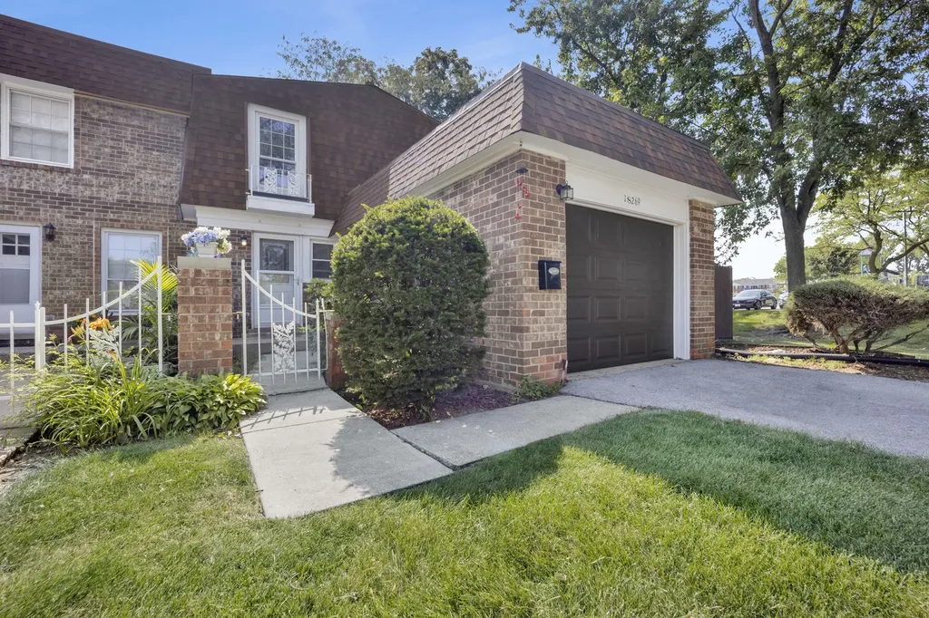 1S269 Ardmore Avenue Villa Park IL 60181