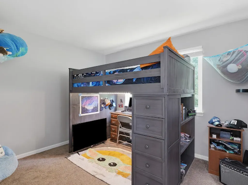 1061 Woodview Court Aurora IL 60502