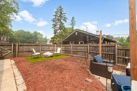 528 West Crystal Street Mundelein IL 60060