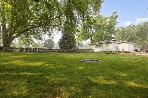 528 West Crystal Street Mundelein IL 60060