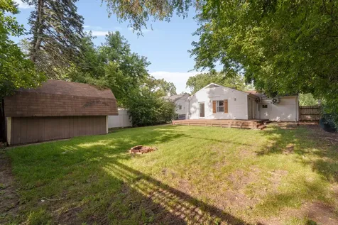 270 Lagoon Drive Northfield IL 60093