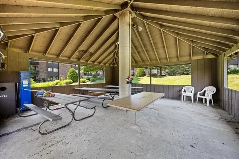 1504 Woodbridge Road Joliet IL 60436